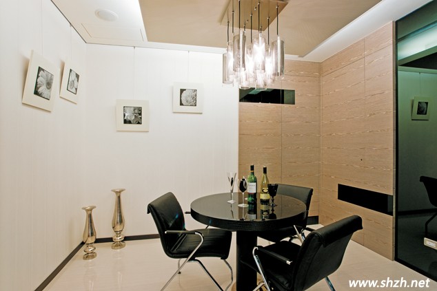 現(xiàn)代奢華風(fēng)餐廳