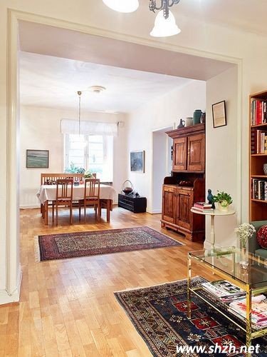 簡(jiǎn)歐風(fēng)格的餐廳