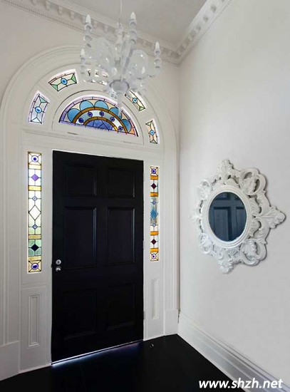 復(fù)式公寓樓玄關(guān)設(shè)計